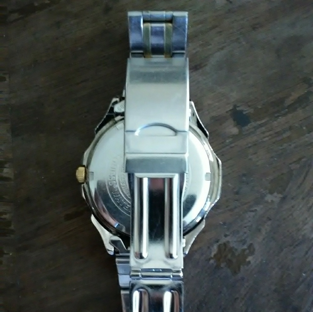 Guess Watch - Picture 2 of 4